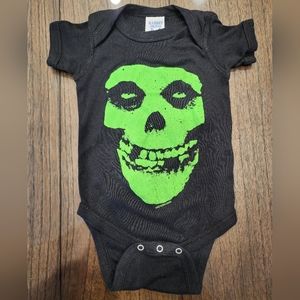 Rabbit Skins Misfit 2007 Onesie